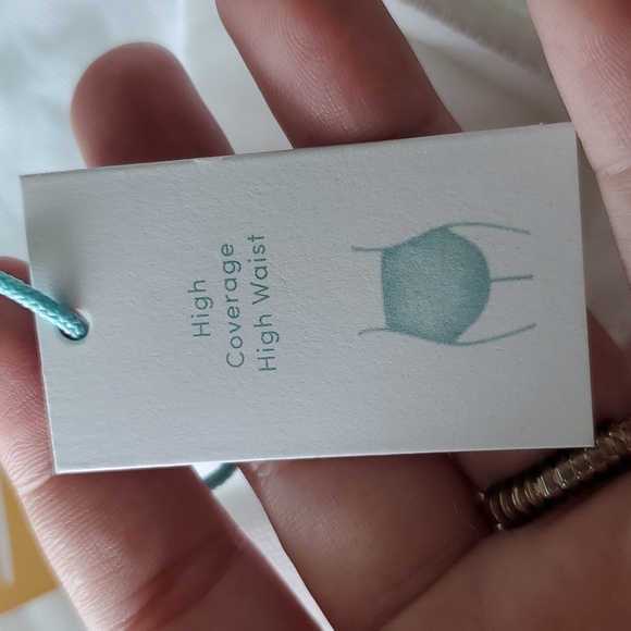 Kona Sol White Bikini Set - Picture 10 of 12